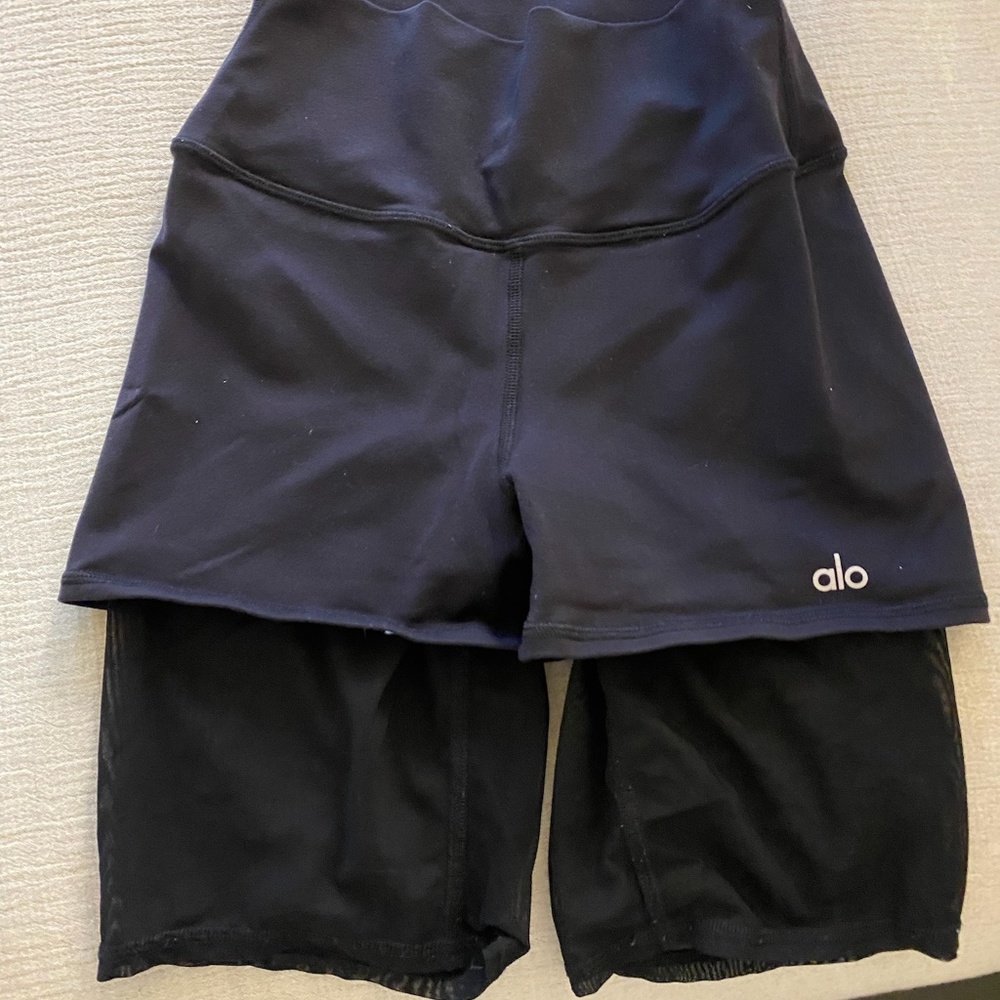 Alo Yoga High Waisted  Biker Shorts with Mesh